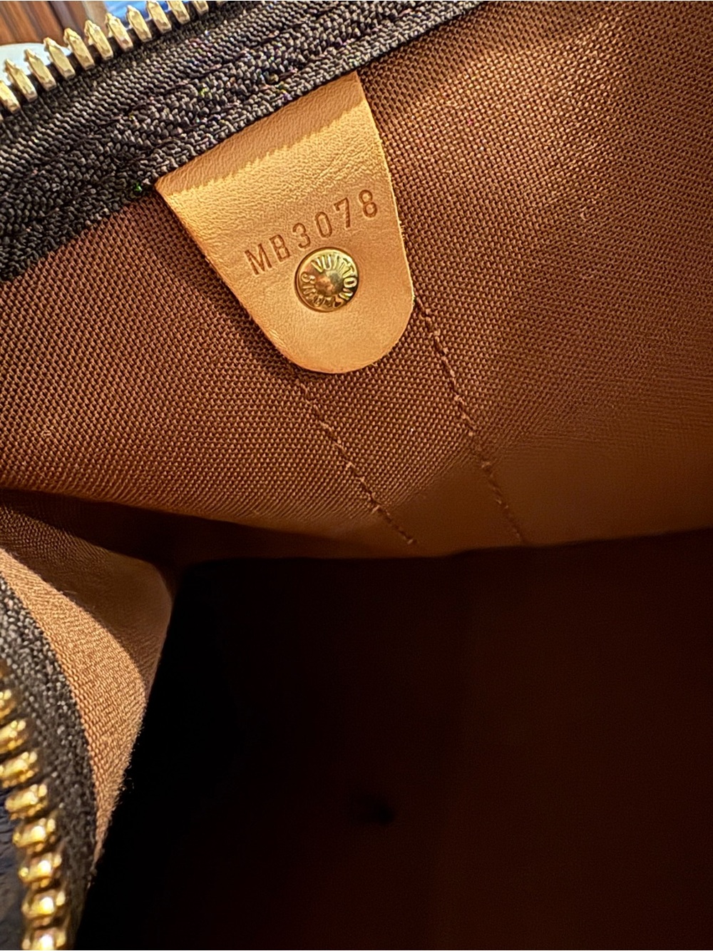 Louis Vuitton Keepall 45- Monogram Travel Duffel in Brown and Tan - Picture 6 of 7